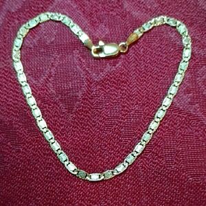 14K Valentino Imported Italian Gold Bracelet. 7.5"length 14k 3.28gtlw